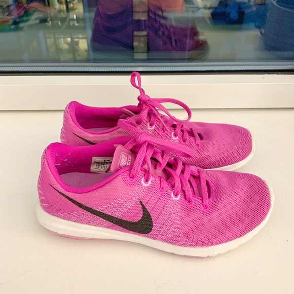 fuschia colored shoes